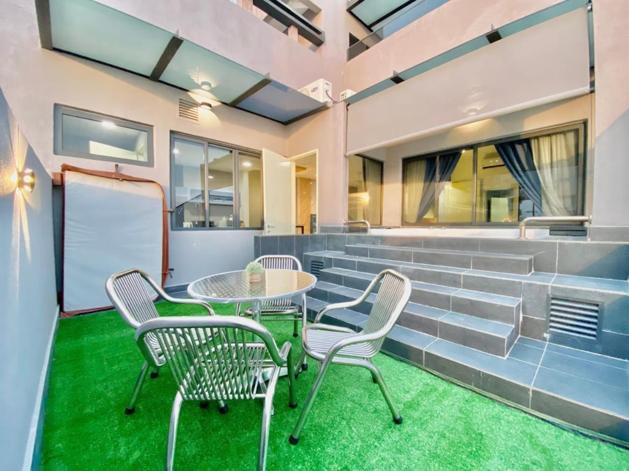 Imperio Residence Melaka Εξωτερικό φωτογραφία